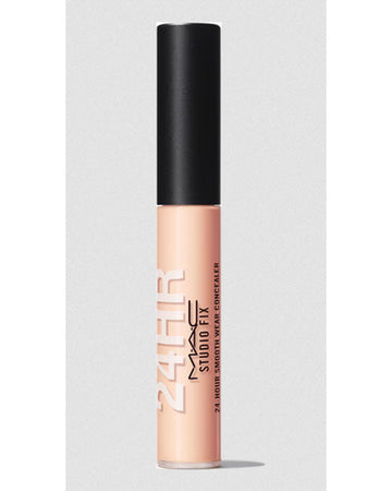 Studio Fix 24-Hour Smooth Wear Concealer NW20